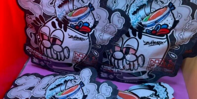 ZUHEAD By THE TENCO die-cut Catch The Wave packs stacked – sushi head artwork limited Zushi pack