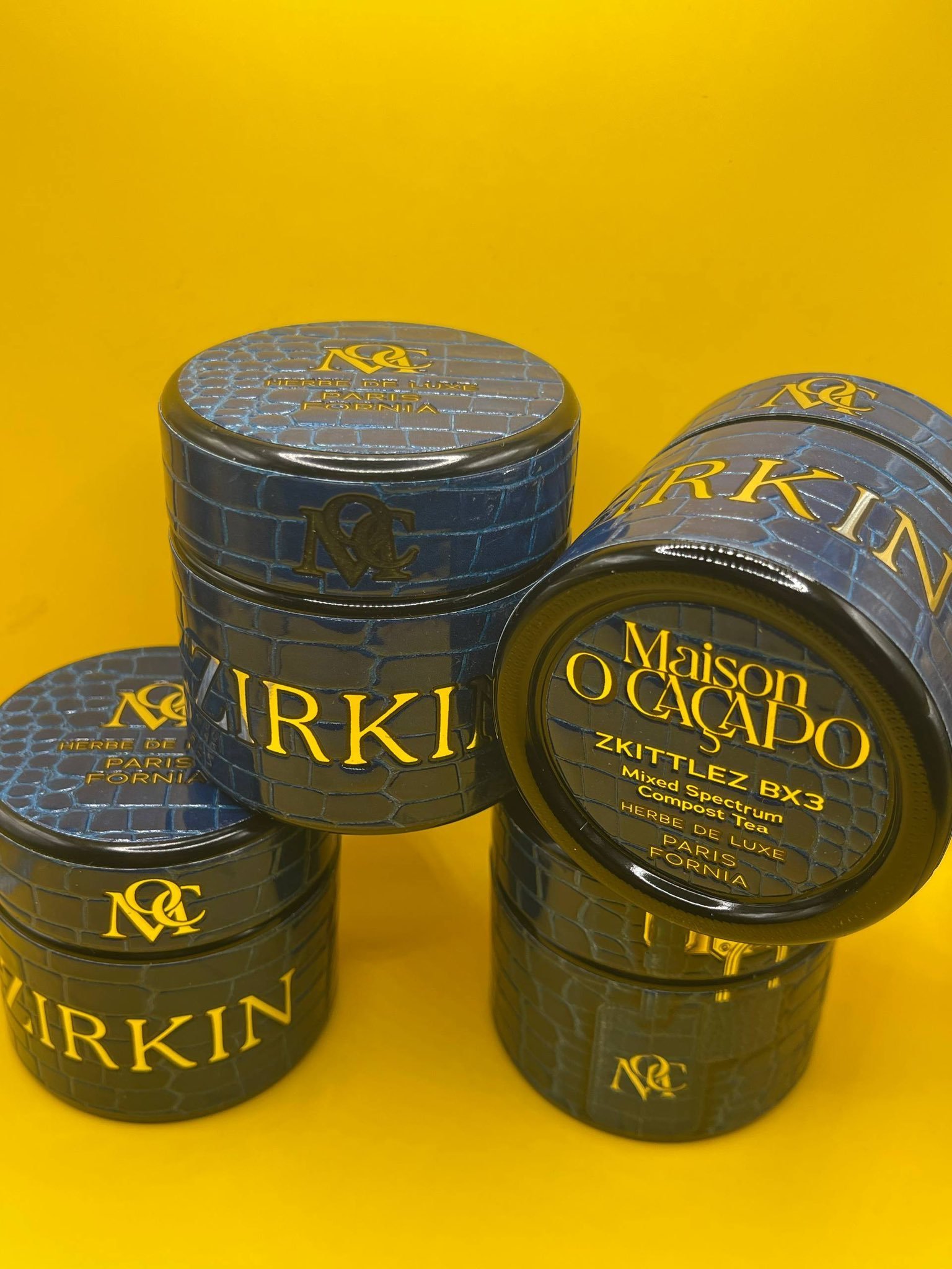 ZIRKIN by MAISON O CACAPO product display with open jar revealing ZKITTLEZ BX3 Mixed Spectrum label and frosty flower